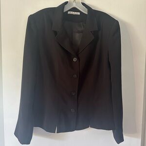 Sleek Black Women's Blazer